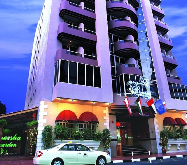  Broadway Hotel  2 rooms 