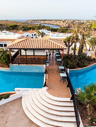 Isla Paraiso, Mercadal